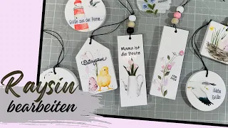 Geschenkanhänger aus Raysin mit Rub Ons bearbeiten, Beton gießen, Bastelidee, DIY