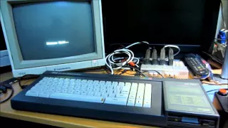 AMSTRAD CPC 6128 modded with build-in 3.5" 1.44MB FDD (retroshowcase.com Collection)