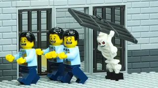 Lego City Police Station Skeleton Prison Break