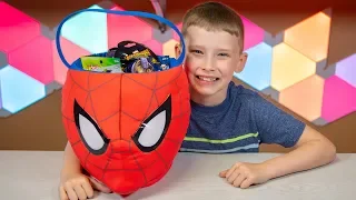 HUGE Spider-Man Bucket Surprise Eggs Blind Bags Spiderman Superhero Toys for Boys Kinder Playtime