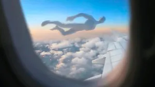 Flight Passenger Captures What No One Was Supposed to See #2