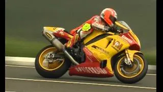 David Jefferies wins the Senior TT 2000