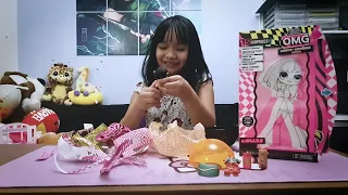 Vlog # 2 - LOL and OMG dolls