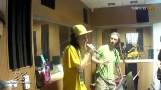 Medial Banana -- Prvoaprílový megamix