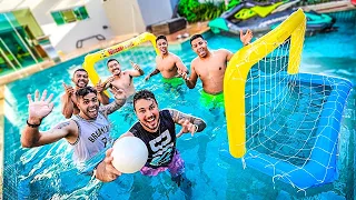 DESAFIO IMPOSSÍVEL DA PISCINA CONGELADA !! * jogar futebol aquático * 😂🥶