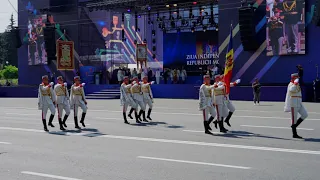 Moldova: Ziua independenței 2021. Parada militară. (no logo)
