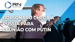 Bolsonaro desembarca em Moscou para encontro com presidente da Rússia