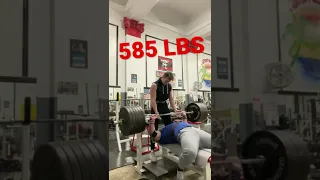 585 pause bench press