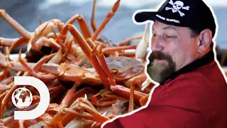 Time Bandit Crew Catch Over 300 Crabs Before Sea Ice Ends Their Trip! | Deadliest Catch