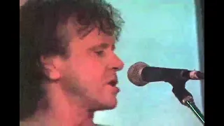 DONOVAN at The Joint (Los Angeles) - May 27, 2002