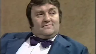 Parkinson - Les Dawson - 1974.avi