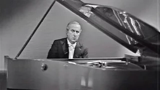 Yakov Flier plays Chopin Nocturne op. 48 no. 1 - video