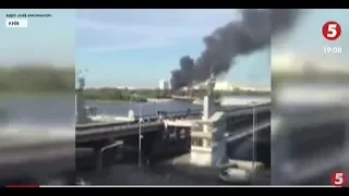 "Полум’я бачив весь Київ": масштабну пожежу на столичному Гідропарку загасили / включення