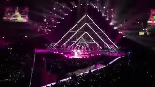Katy Perry - Prismatic World Tour 2015 - Roar    (1080p HD)