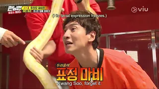 Running Man FUNNY SCENE Ep 454 (2019) KWANG SOO'S FEAR OF SNAKES