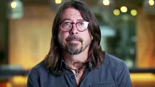 Dave Grohl recibió llamada sobre la muerte de Kurt Cobain un mes antes de esta