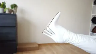 WHITE SUPER LONG AND HIGH BOOTS UNBOXING