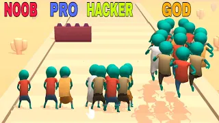 NOOB vs PRO vs HACKER vs GOD in Zombies Crowd