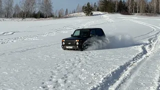 Lada Niva Legend