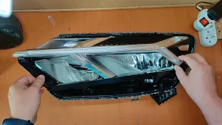 Dacia 3rd Gen (2020-) LED Array Headlight disassembly (Sandero, Logan, Jogger)