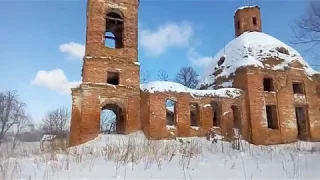 Заброшенная церковь в с   Титово