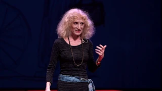 A tested súg | Katalin Dr. Lőrinc | TEDxLibertyBridgeWomen