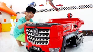 예준이의 전동 자동차 장난감 조립놀이 중장비 트럭놀이 Power Wheels Car Toy Play