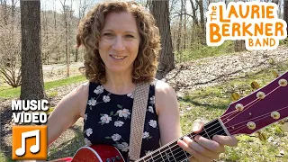 "The Goldfish (Let's Go Swimming)" HAND WASHING Version LIVE - by Laurie Berkner