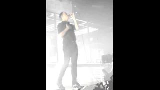 HURTS- Evelyn. Tempodrom. Berlin. 15/03/16