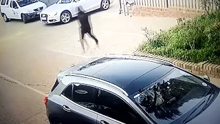 Car jacking fail ....,victims fights back🙏😂🤧🥵😭(fahad official)