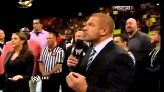 WWE Universe chanting Daniel Bryan and Yes Raw 9 12 13