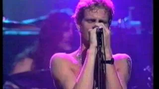 Alice In Chains - 09-20-91 In Concert '91 Man in the Box