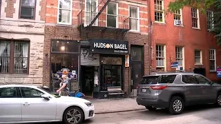 Man killed in attack outside NYC bagel shop