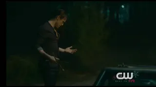 Legacies 2x08- Sebastian and Lizzie make out