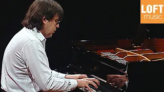 Beethoven - Sonata No. 7 in D major, Op. 10, No. 3 (Andrei Gavrilov)