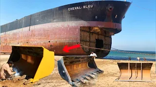 We Break Cheval Bleu Ship and Make a Caterpillar Loader Bucket From High Strength Sheets of Ship