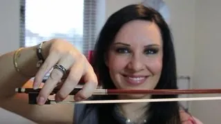 HOW TO: Hold A Violin Bow - The way I do anyway....