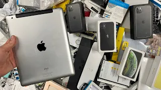 FOUND IPAD DUMPSTER DIVING APPLE STORE!!