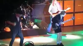 AC/DC - Gone Shootin' Berlin 2003 Multicam