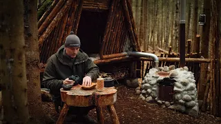 Asbjorn Bushcraft: Tar Kiln, Table from old Slab and Grand Log Chair 2023