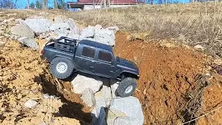 Axial SCX10 III Gladiator. Off-road trail pt.1