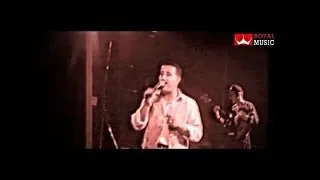 Cheb Hasni - Ma Tebkiche (Live en France)