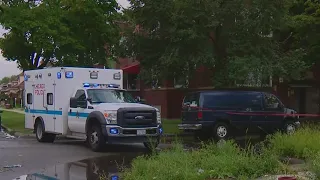 Girl, 14, in critical condition after being shot in face in Auburn Gresham home