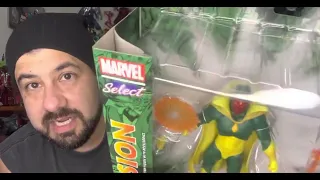 Marvel Select Unboxing + Happy New Year! (Flooding and Computer Problems)