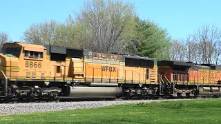 5 Engines- BNSF, NS & Ex BNSF SD70MAC, Galesburg, IL