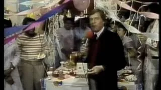 Bob Costas Cracks Up Dave, Late Night, January 26, 1985 new