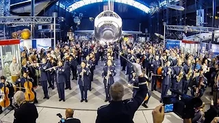 The USAF Band - 2014 Holiday Flash Mob