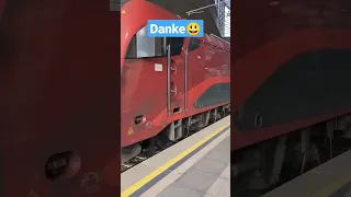 ÖBB 1216 019 hupt fröhlich in Wien Hauptbahnhof 🥰