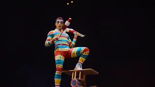 Cirque Du Soleil juggler rola bola Bernard Hazen in La Nouba