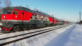 ТЭП70-0518 с поездом №29